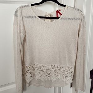 White/Cream Long-Sleeve Boutique Blouse